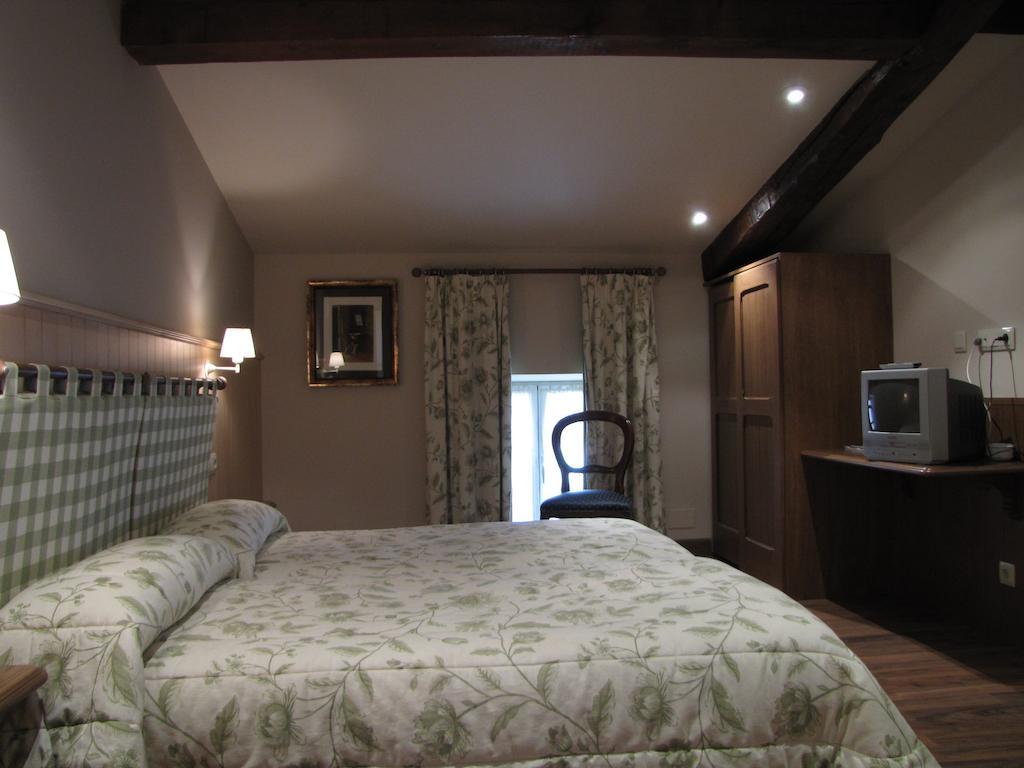 Hostal Beti-Jai Aoiz Luaran gambar