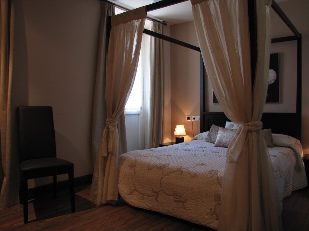 Hostal Beti-Jai Aoiz Bilik gambar